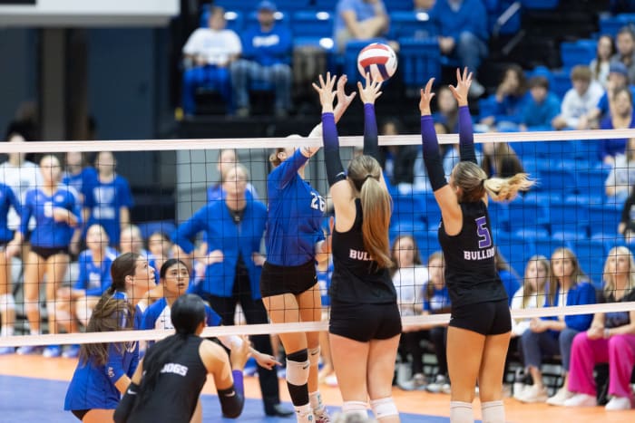 Fayetteville-Conway Volleyball Final__00041